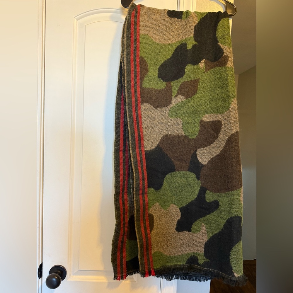 Camouflage Scarf with Red Stripe